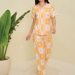 Sweet Dreams Women Floral Printed Lapel Collar Night suit-image-23