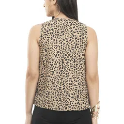 Absorbing Animal Print Crepe Top image 3