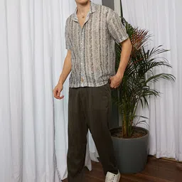 Campus Sutra Men Comfort Relaxed Fit Abstract Printed Cuban Collar Cotton Casual Shirt image 3