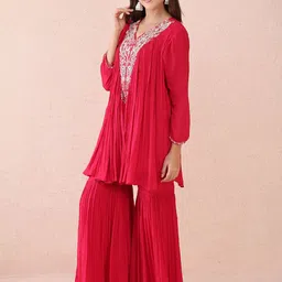 KRIDHAA FASHION BOUTIQUE Yoke Design V-Neck Long Sleeves Tunic & Palazzos image 3