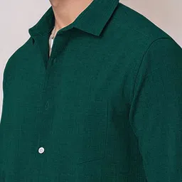 SAMRIZ Men Solid Spread Collar Casual Shirt image 3