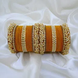 AMSHA Yellow Glass Artificial Stones & Beads Bangle image 1