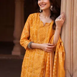 GoSriKi Women Ethnic Motifs Printed Kurta with Trousers & Dupatta image 2