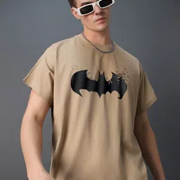 Bewakoof Men Batman Graphic Printed Round Neck Cotton Oversized T-shirt-image-17
