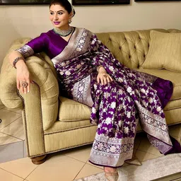 Snofi Creation Woven Design Zari Kanjeevaram Saree image 3