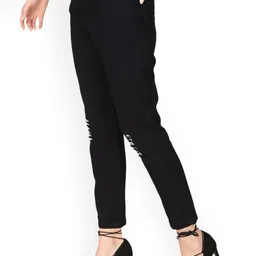 NEUNK Women Comfort Mid-Rise Mildly Distressed Stretchable Skinny Fit Jeans image 5