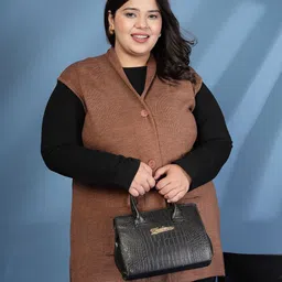 plusS Plus Size Women Solid Sweater Vest image 5