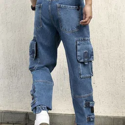 Hubberholme Men Straight Fit Mildly Distressed Light Fade Jeans image 3