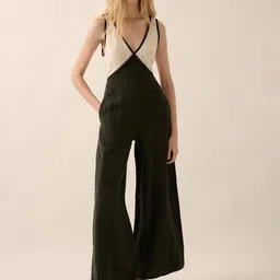 LULU & SKY V-Neck Sleeveless Colourblocked Wide-leg Basic Jumpsuit image 2