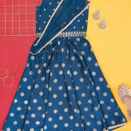 AKKRITI BY PANTALOONS Girls Embroidered Ready to Wear Lehenga & Blouse With Dupatta-picture-35
