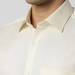 Van Heusen Men Regular Fit Spread Collar Solid Cotton Formal Shirt image 4