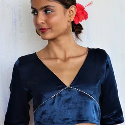 Chidiyaa Women Blue Solid Silk Saree Blouse-image-92