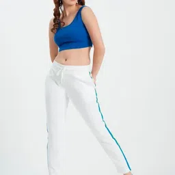 sollobell Cotton Crop Top image 4