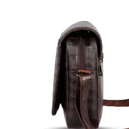 bagneeds Unisex Textured Messenger Bag image 3