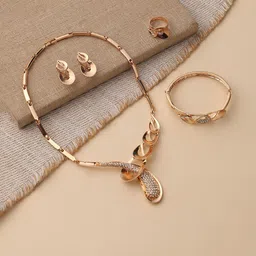 DressBerry Gold-Plated Stones-Studded Jewellery Set-image-10