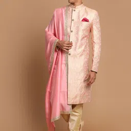 VASTRAMAY Men Pink & Golden Woven Design Sherwani With Embellished Dupatta-image-33