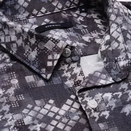 SHOWOFFFF Men Standard Slim Fit Printed Casual Shirt image 3