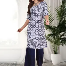 arangya Women Geometric Printed Crepe Kurta-picture-16