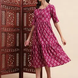VYKOO Ethnic Motifs Printed Square Neck Indie Prints Kurtas image 5