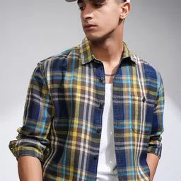 HIGHLANDER Men Comfort Opaque Checked Casual Shirt-picture-20