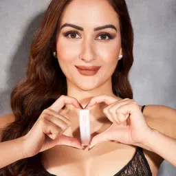 LUXEBOON Tempting & Transfer-Proof Matte Liquid Lipstick - 7 ml - Frisky image 2