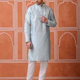 Vardha Geometric Printed Mandarin Collar Sequinned Indigo Jacquard Kurta image 5