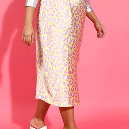 Oxolloxo Plus Size Printed Pencil Midi Skirt image 2