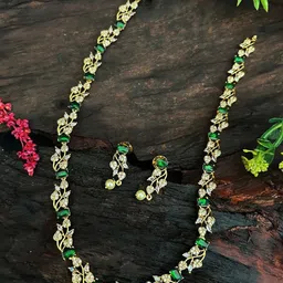 GRIIHAM Gold Plated Stone Studded & Beaded Jewellery Set-image-36