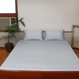 zeba Blue Geometric 800 GSM Cotton 3 Pieces Bedding Set-picture-20