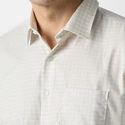 Van Heusen Men Slim Fit Micro Checked Spread Collar Cotton Formal Shirt image 3