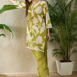 Indo Era Printed V-Neck Three-Quarter Sleeves Pure Cotton Tunic And Trousers-image-42
