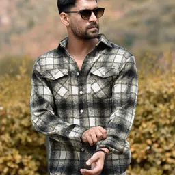 Beyoung Men Checked Spread Collar Flannel Shirt image 2