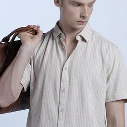 Voi Jeans Men Textured Spread Collar Casual Shirt-image-68