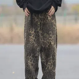 StyleCast Men Animal Printed Relaxed Trousers image 3