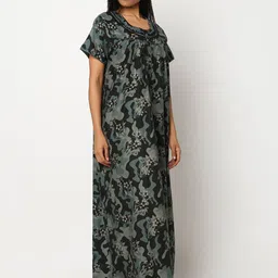 Juliet Printed Round Neck Maxi Nightdress image 4