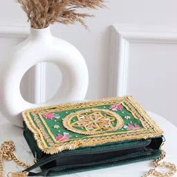 BOXWISH BY BHUMIKA Women Embellished Baguette Sling Bag image 3