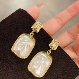 AGARWALPRODUCT Gold-Plated Geometric Drop Earrings-picture-10