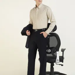 Hancock Men Solid Wrinkle Resistant Stretchable Slim Fit Formal Shirt image 2