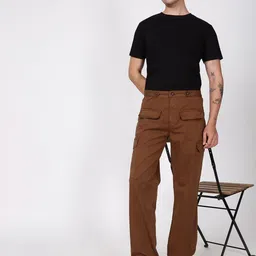 IVOC Men Solid Relaxed Fit Mid-Rise Cotton Cargo Trouser image 2