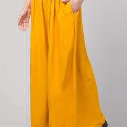 FAMBEE Women Flared Knitted Palazzos image 4