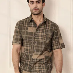 WROGN Men Comfort Fit Spread Collar Checked Cotton Casual Shirt-picture-18