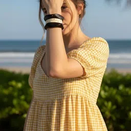 TAG 7 Set Of 4 Bangles image 4