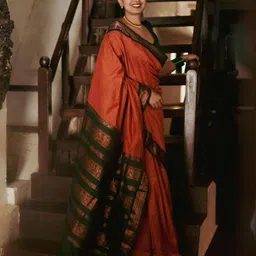 Parampara Ethnic Gratifying Woven Design Pure Silk Banarasi Saree-image-12