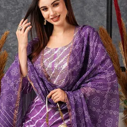 GoSriKi Leheriya Printed Sequinned Straight Kurta With Trouser & Dupatta image 4