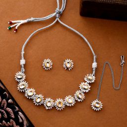 Voylla Veerangana  Gold Plated Oval Cut Kundan Studded Jewellery Set With Maang Tika-picture-48