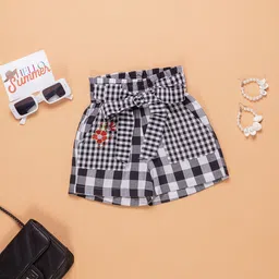 Purple United Kids Girls Checked Mid Rise Cotton Shorts-image-78