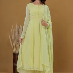 HOUSE OF JAMOTI Gotta Patti Anarkali Kurta with Trousers & Dupatta image 1