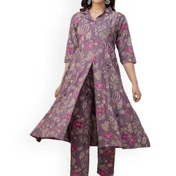 Charnest Floral Printed Lapelled Collar Front Slits Anarkali Kurta With Trousers-image-8