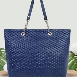 OsaiZ Textured Shoulder Bag-picture-23