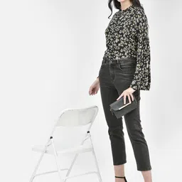 Crimsoune Club Women Mid-Rise Clean Look Straight Fit Stretchable Jeans-image-26